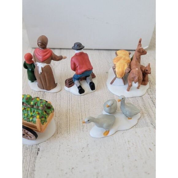 Dept 56 59013 Heritage Village Farm Set xmas‎ animal deer - Picture 5 of 7